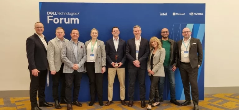 The Logicalis Australia team holding an award at the Dell Technologies Forum